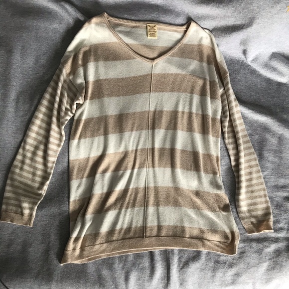 Striped sweater - Picture 3 of 4